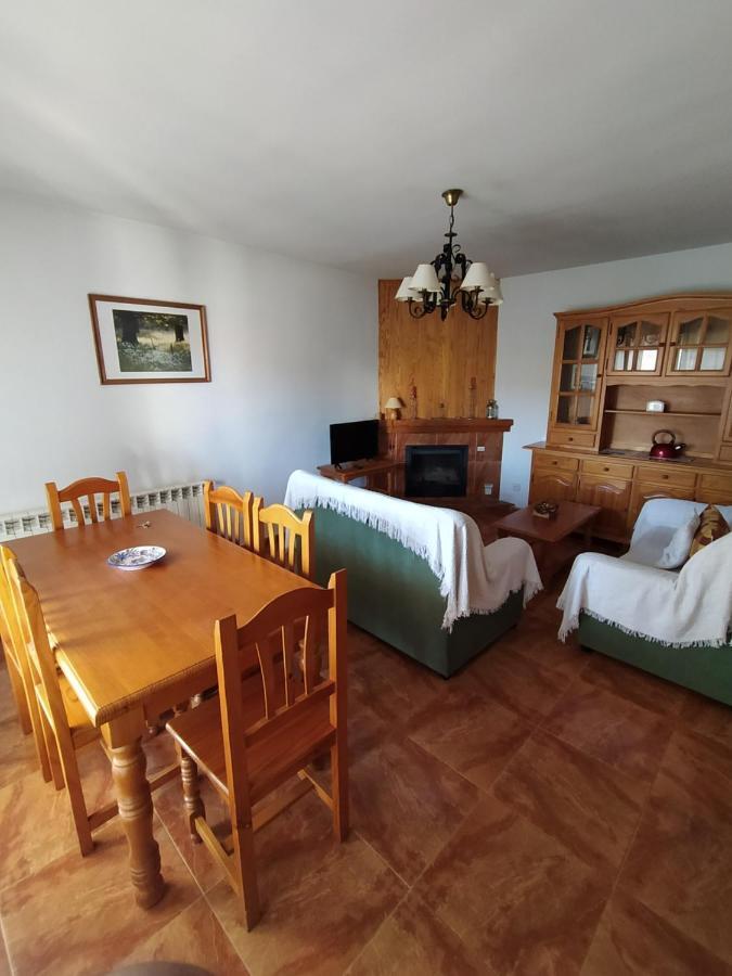 Apartamentos Rascafria Cerquilla Eksteriør billede